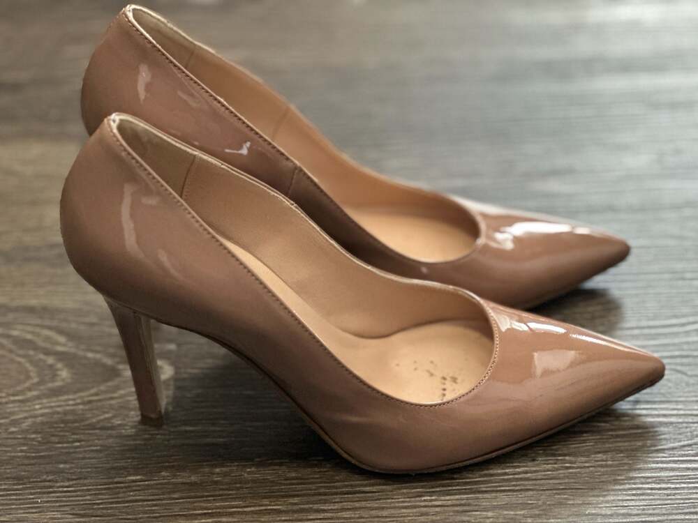 Kahmune London Nude Patent Leather Pointed Toe Pumps - Size 8